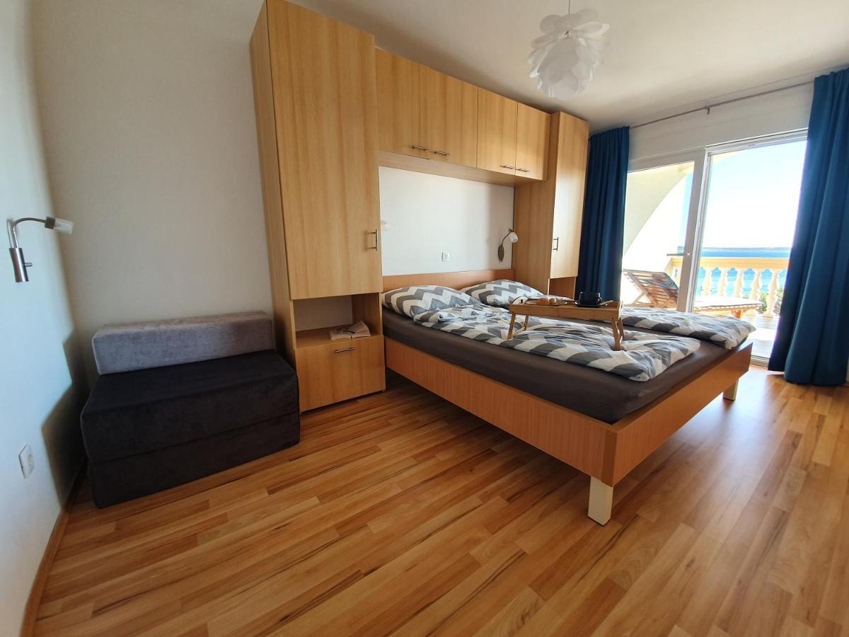 Comfortable Family Apt Iris 20M From Beach In Mandre Exterior foto
