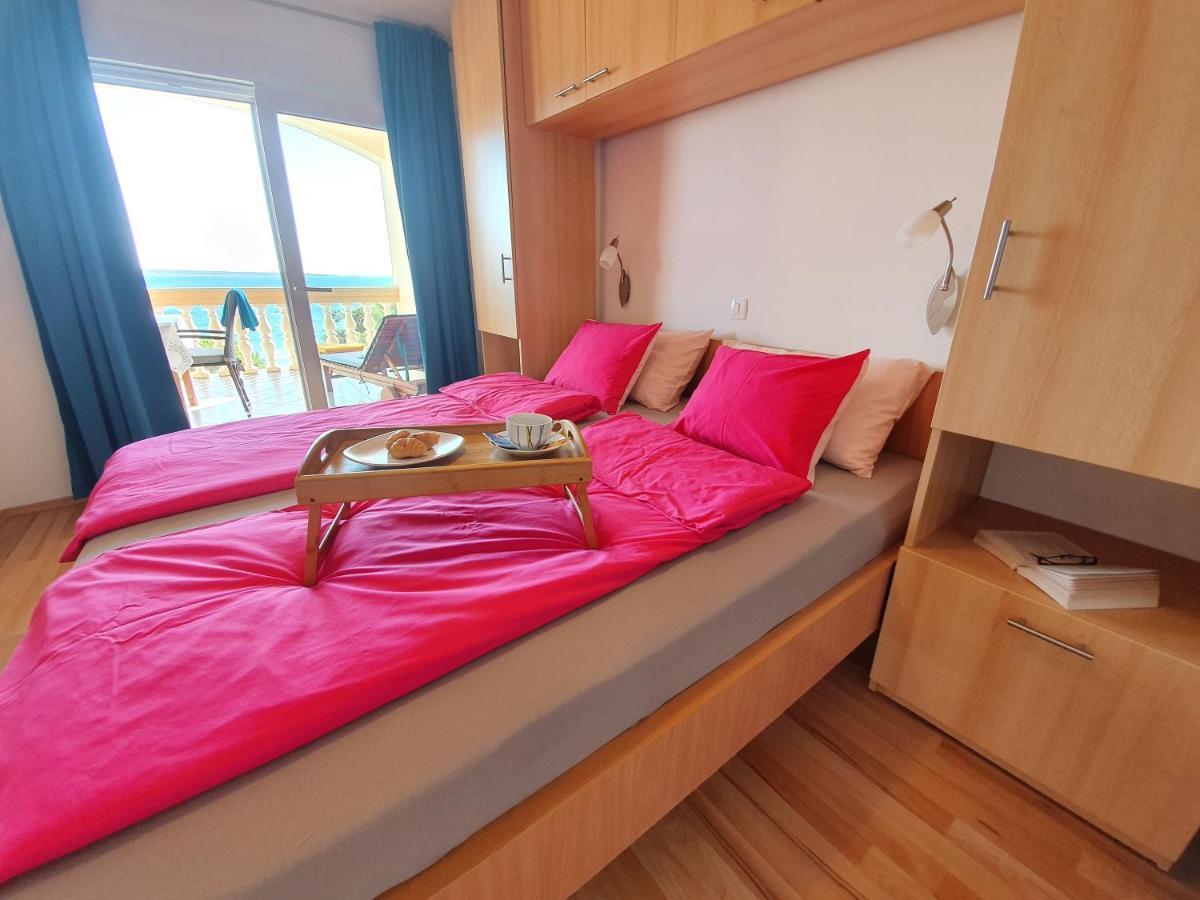 Comfortable Family Apt Iris 20M From Beach In Mandre Exterior foto
